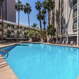 3* Hotell Doubletree By Hilton Midtown